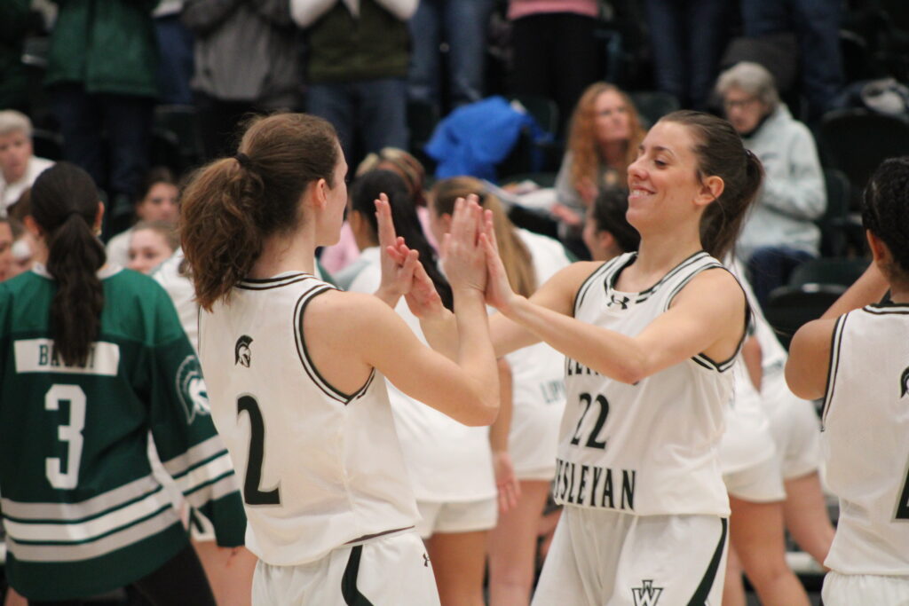 Women’s basketball dominates the Big Blue