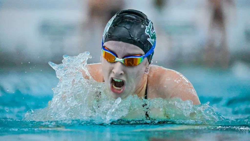 Swimming and Diving teams prepare for their final home meet